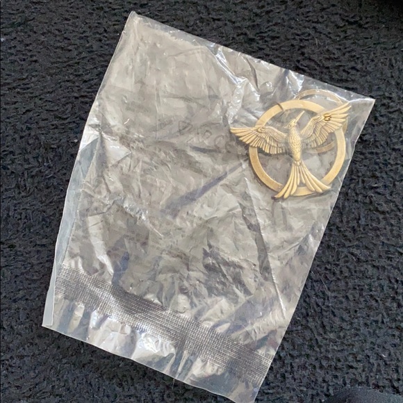 Mockingjay Bundle! - Picture 3 of 5